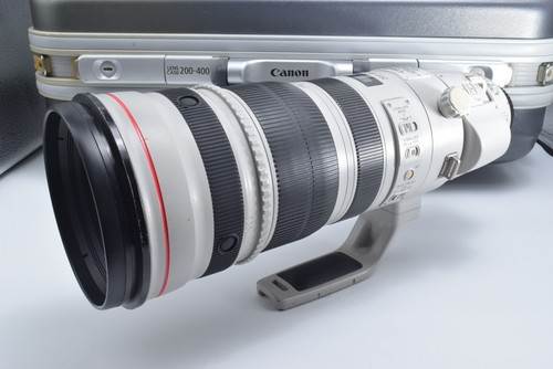Canon 200 400mm l - l, is